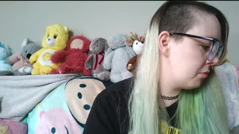 emily ryanson online show from March 31, 6:52 pm