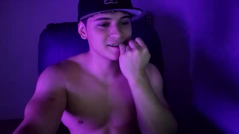 Fernando online show from November 13, 4:22 am