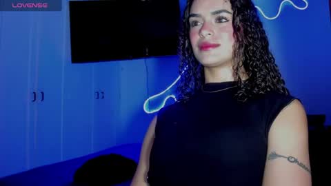 lili_evanss online show from July 25, 3:53 pm