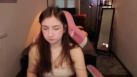 Kate online show from March 9, 5:33 am