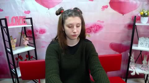 lilianashine online show from February 2, 11:31 am