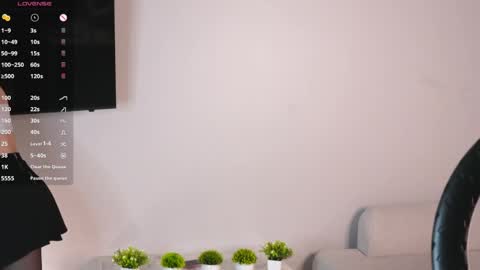 Snapshot of lilianbickford chatting on June 6, 3:06 pm Hi I am Luna online show from June 6, 3:06 pm