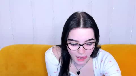 Snapshot of lilibethxx chatting on December 8, 7:26 am lilibethxx online show from December 8, 7:26 am