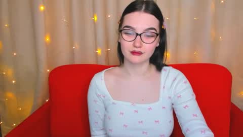 Snapshot of lilibethxx chatting on December 24, 4:44 am lilibethxx online show from December 24, 4:44 am