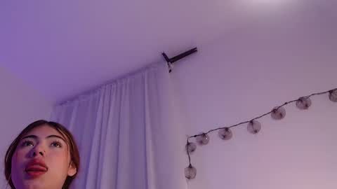 your love online show from February 20, 7:52 pm