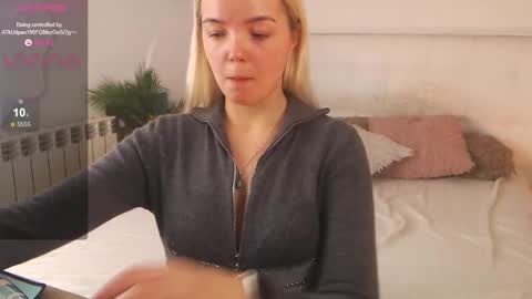 Lilie online show from February 24, 5:20 pm