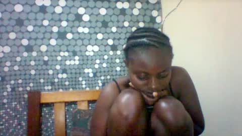 liligal online show from June 28, 8:37 pm