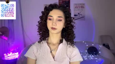 Snapshot of lilihalvorsen chatting on June 14, 10:34 pm Lina online show from June 14, 10:34 pm