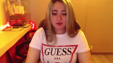 Liliith  online show from May 30, 4:31 am