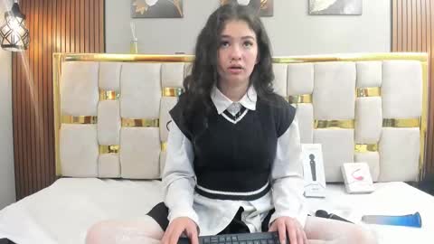 lilimini online show from May 30, 8:39 pm