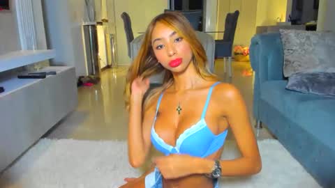 Lili  online show from April 12, 2:38 am