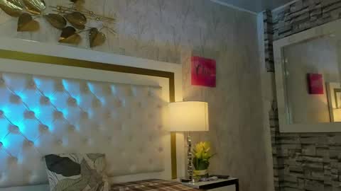lilit online show from April 24, 12:07 pm