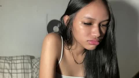 Chloe online show from June 19, 3:33 am