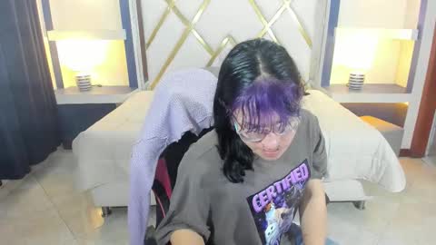 lilith  online show from February 20, 11:43 am