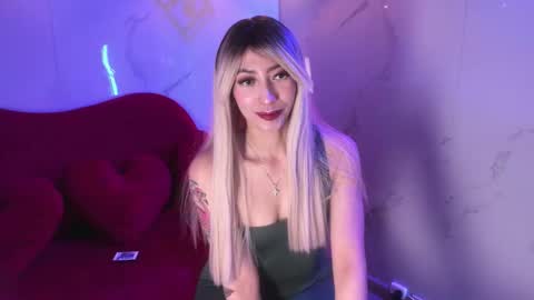 lilith cooper20 online show from February 19, 3:13 am