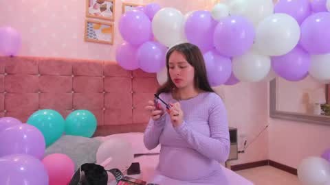 Snapshot of lilith_sabrina_20 chatting on May 25, 4:02 pm Lilith online show from May 25, 4:02 pm
