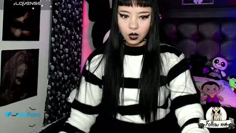   online show from January 22, 9:10 pm