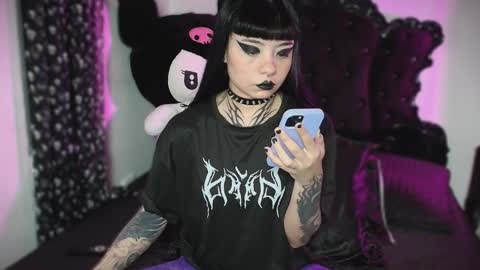   online show from October 15, 2:22 am