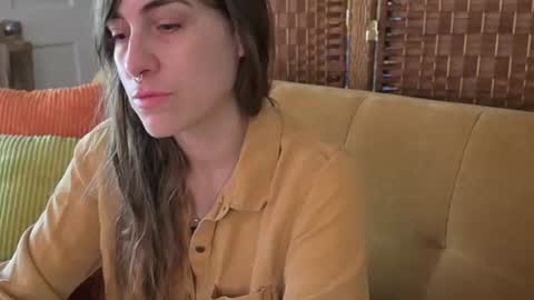 L online show from July 8, 7:29 pm