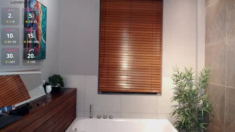 Lil James online show from April 8, 8:20 pm