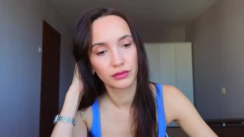 Lillian online show from February 19, 9:27 am