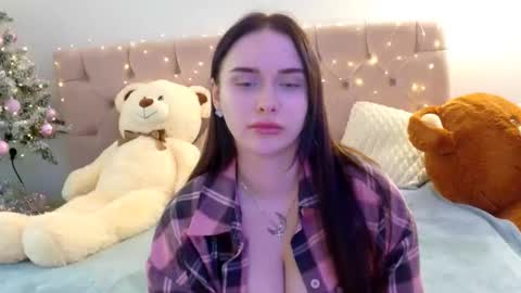 Snapshot of lilliana_moon chatting on January 16, 9:24 am lilliana_moon online show from January 16, 9:24 am