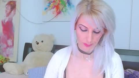 Lara online show from March 27, 10:31 pm