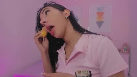 Sweety Lilly Love  online show from February 17, 3:29 pm