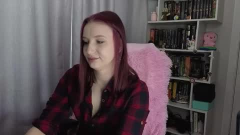 Snapshot of lillyfan_x chatting on January 9, 4:48 am LillyFan X online show from January 9, 4:48 am