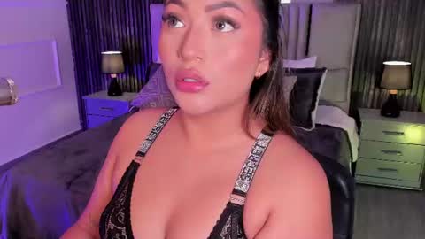 Lilly Ortiz online show from July 22, 12:08 pm
