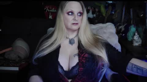 Lillyth Eden online show from February 21, 7:09 am