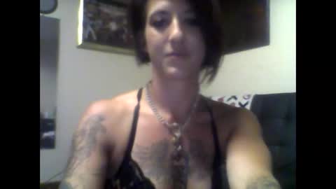 lilrissbaby online show from May 5, 3:03 am