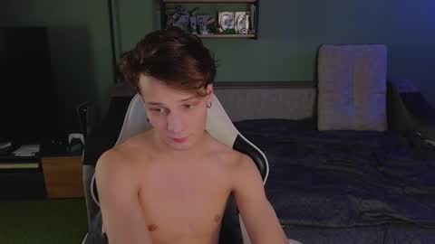 lilteddyboy online show from January 18, 8:45 pm