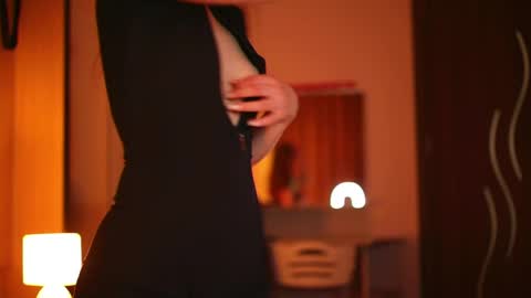 liltightbabe online show from April 18, 7:58 pm