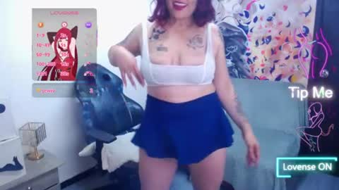 Snapshot of lilu_69_ chatting on July 10, 4:39 am lilu online show from July 10, 4:39 am