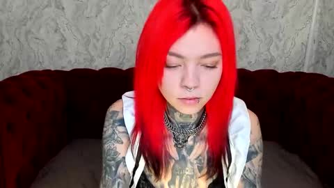 Snapshot of lilu_kayden chatting on January 15, 5:05 pm Little slave Kayden online show from January 15, 5:05 pm