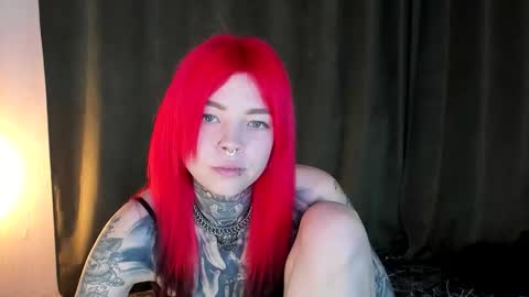 Snapshot of lilu_kayden chatting on February 15, 7:43 pm Little slave Kayden online show from February 15, 7:43 pm