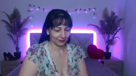 lilugrants online show from May 30, 6:16 pm