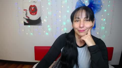 lilugrants online show from July 10, 8:11 pm