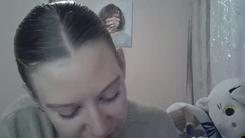 lily_ember online show from September 26, 10:14 pm