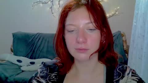lily_ember online show from February 15, 2:58 pm