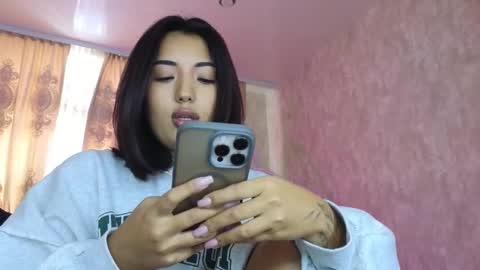 Lily online show from January 12, 8:52 am