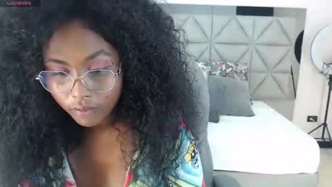 lily_mendoza online show from June 24, 7:57 pm