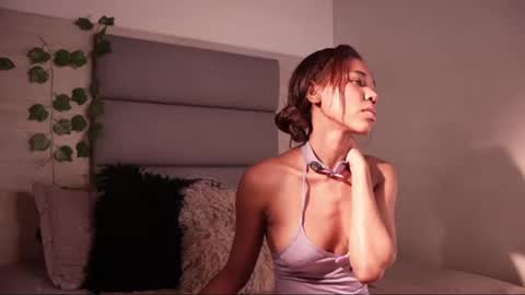 Snapshot of lily_miiller chatting on June 14, 8:22 pm Lily Miiller online show from June 14, 8:22 pm