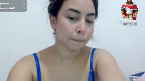 Lily Roberts online show from November 24, 2:11 am