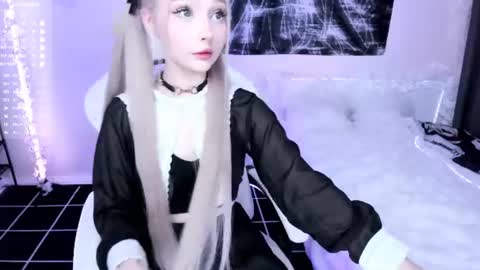 Lily online show from July 15, 10:37 pm