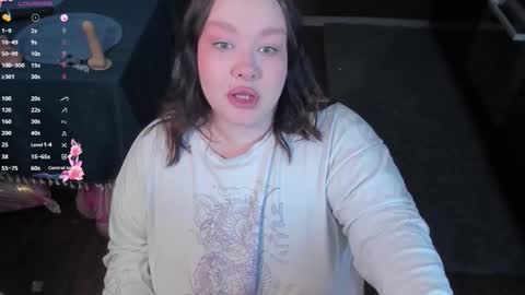 Lily online show from February 25, 7:29 am