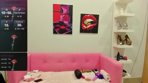 Lily online show from March 10, 7:32 am