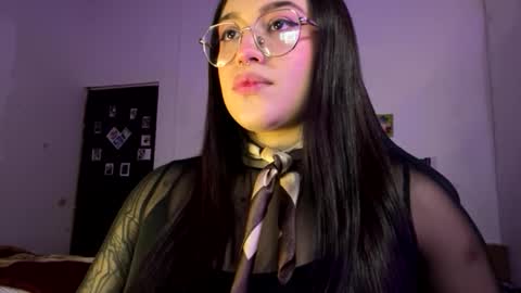 Lily online show from June 5, 1:12 am