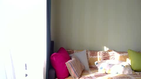 Snapshot of lilyxsky chatting on February 2, 11:31 am LilyXSky online show from February 2, 11:31 am